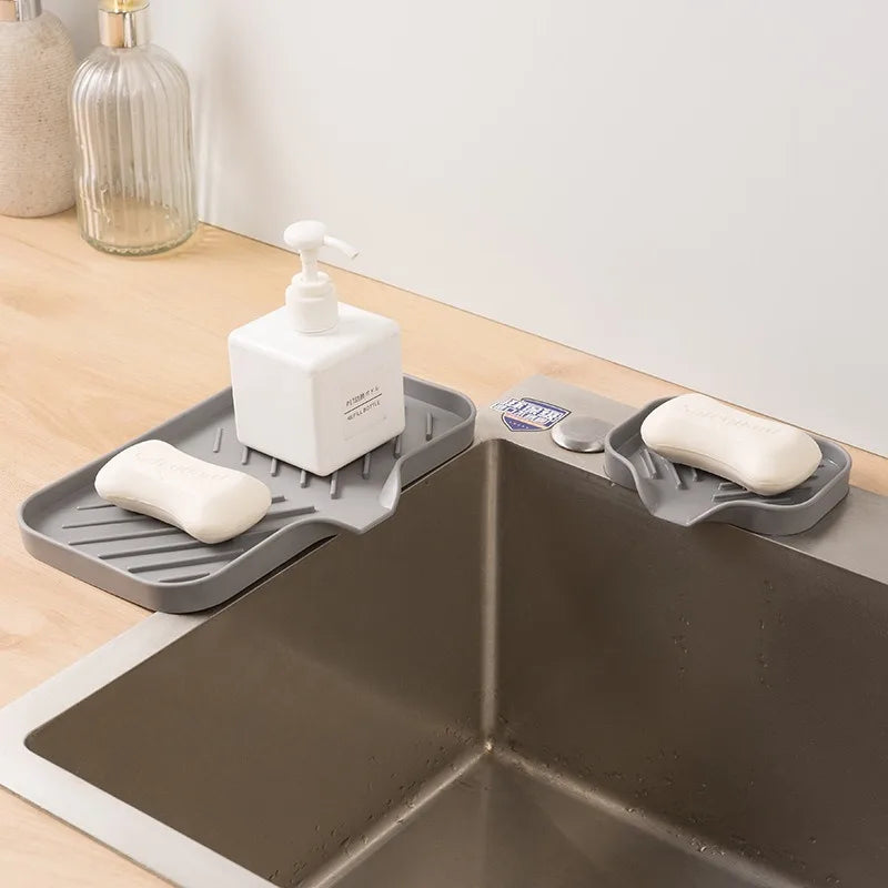 Silicone Sink Sponge Holder – Auto-Draining Kitchen Organizer Sink Sponge Holder Babs