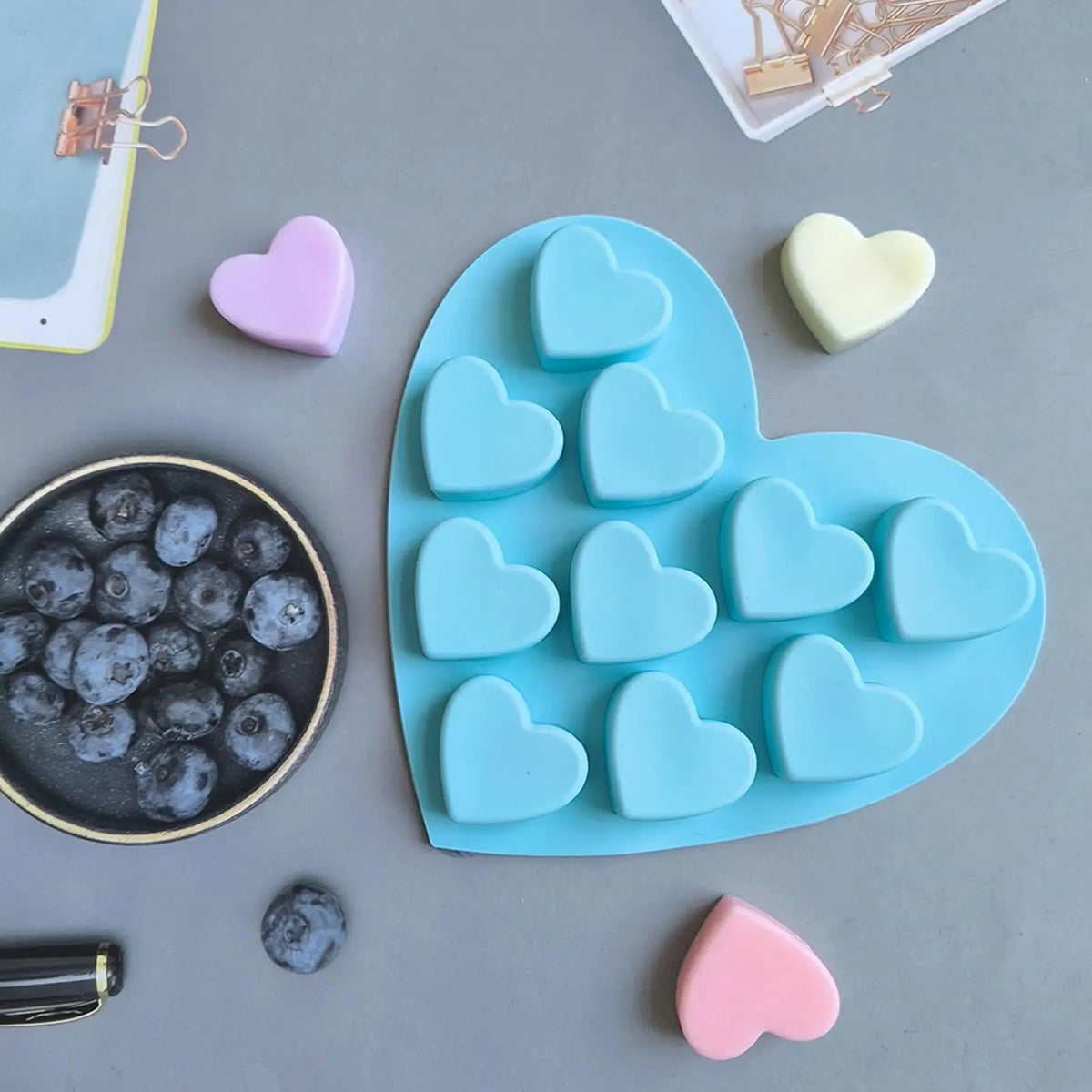 Heart-Shaped Silicone Chocolate Mold – 10 Cavity Candy Mold Silicone Baking Mold Babs