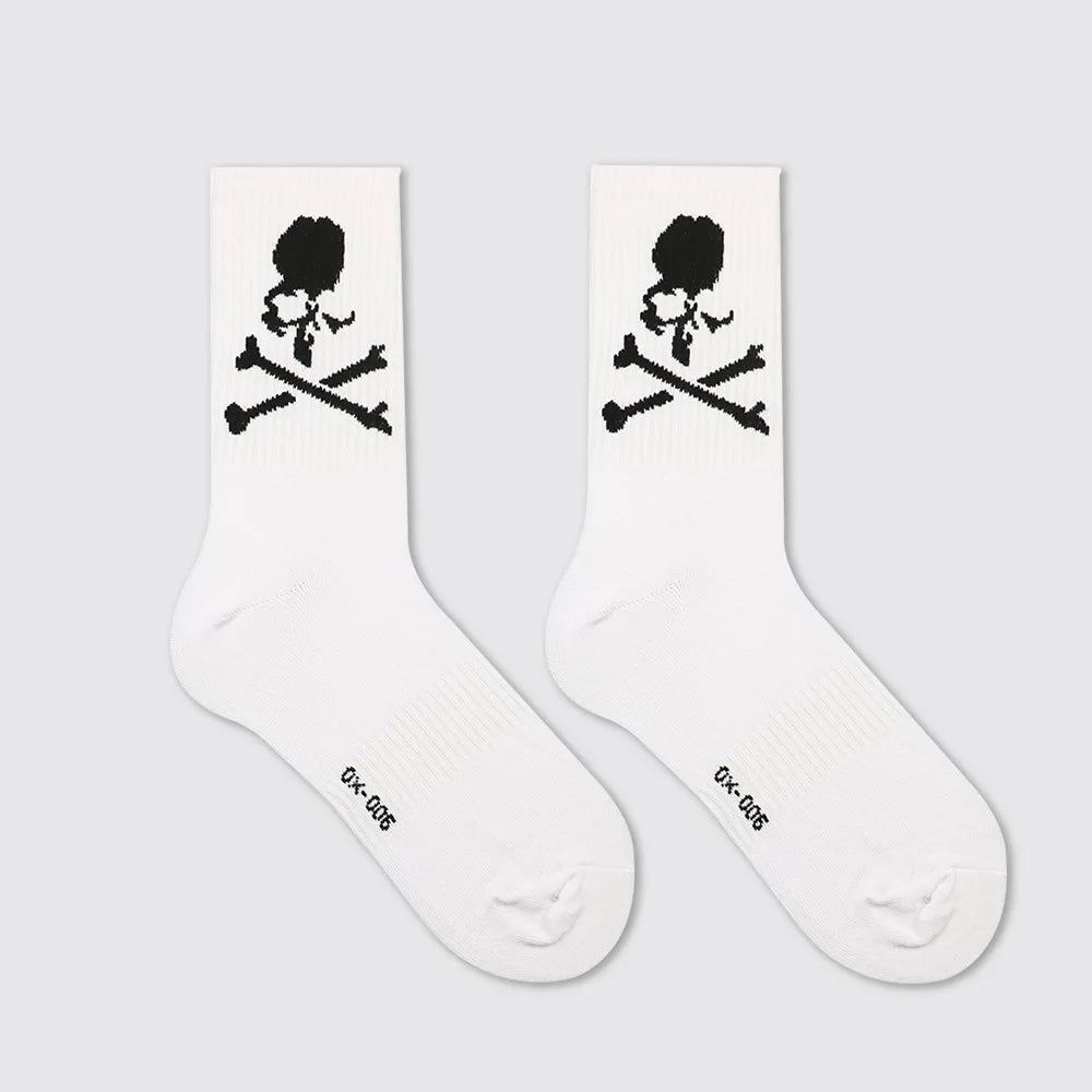 Hip Hop Skull Socks – Black & White Cotton Mid-Tube Women's Cotton Crew Socks Babs WHITE