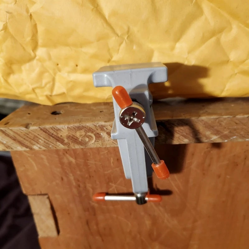Mini Bench Vise Clamp – DIY Rotary Tool Holder for Engraving Mini Bench Vise Babs