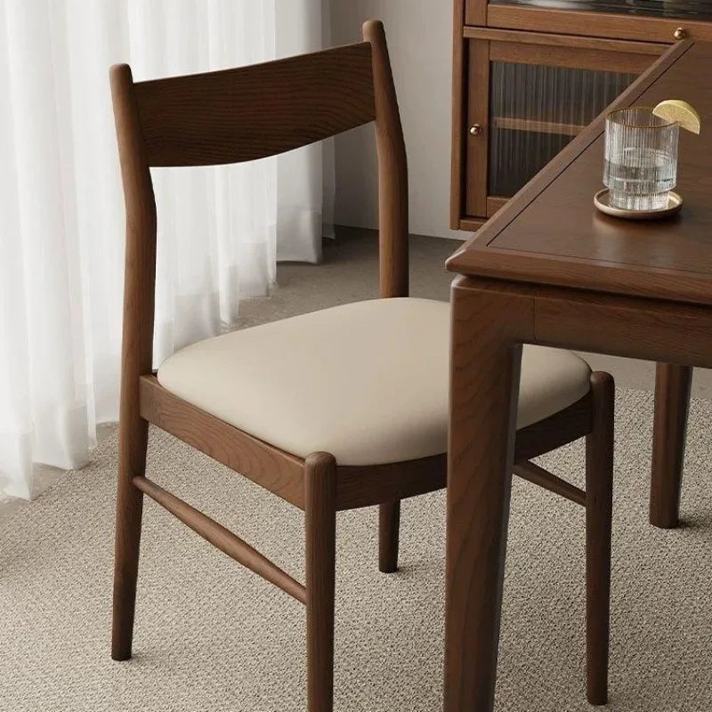 Nordic Solid Wood Dining Chair – Modern Luxury Home Seating Dining Chair Babs