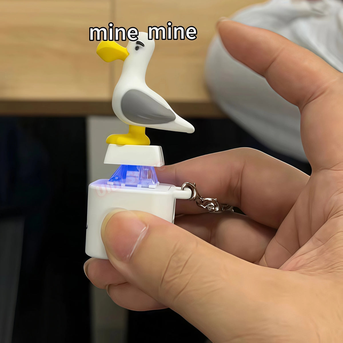 Funny Seagull Sound Keychain – Novelty Press & Squawk Gift Novelty Sound Keychain Babs