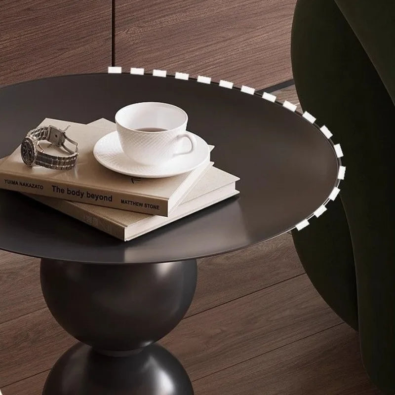Retro Round Side Table – Minimalist Metal Coffee & Bedside Table Round Side Table Babs