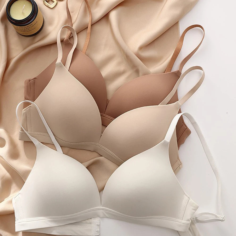 Women's Seamless Triangle Bralette – Wireless Plunge Everyday Bra Triangle Bralette Babs
