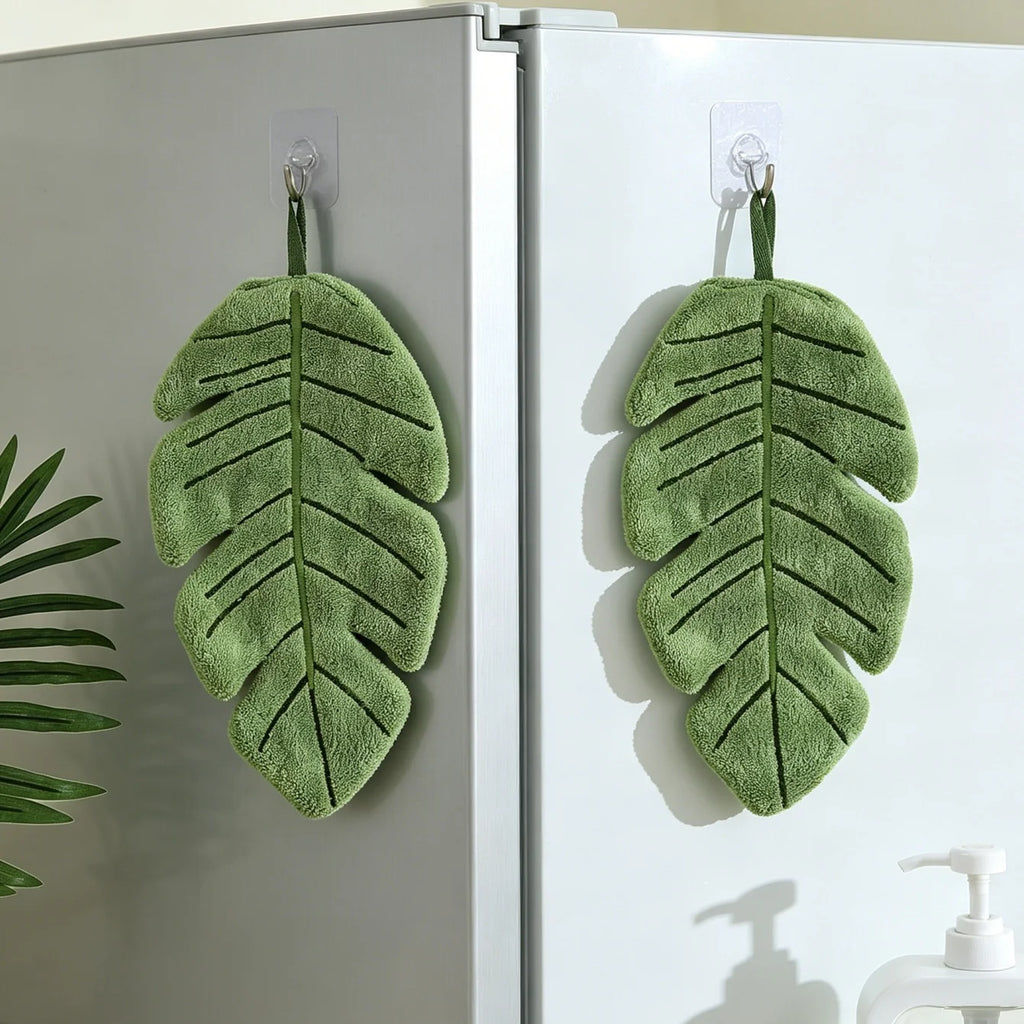 Leaf Shape Hand Towel – Thick Coral Velvet, Super Absorbent Decorative Hand Towel Babs