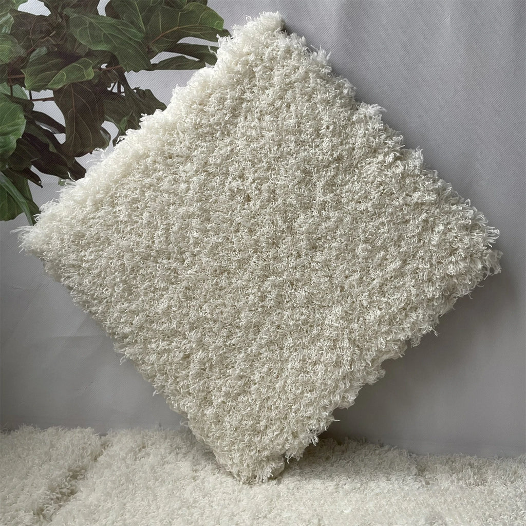 Fluffy Interlocking Rug Tiles – Plush Velvet Bedroom Carpet Interlocking Rug Tiles Babs 30x30cm Beige 3PCS