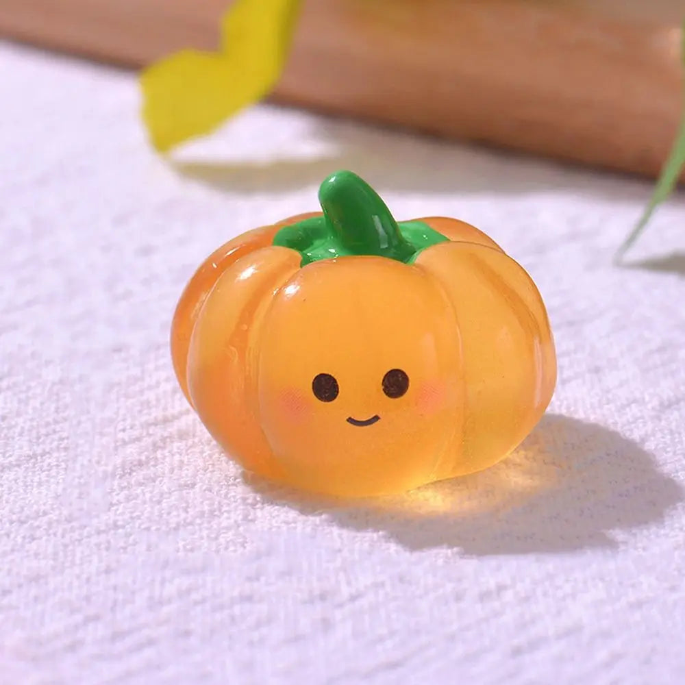 Luminous Mini Vegetable Figurines – Resin DIY Miniature Decor Miniature Figurines Babs Style 1