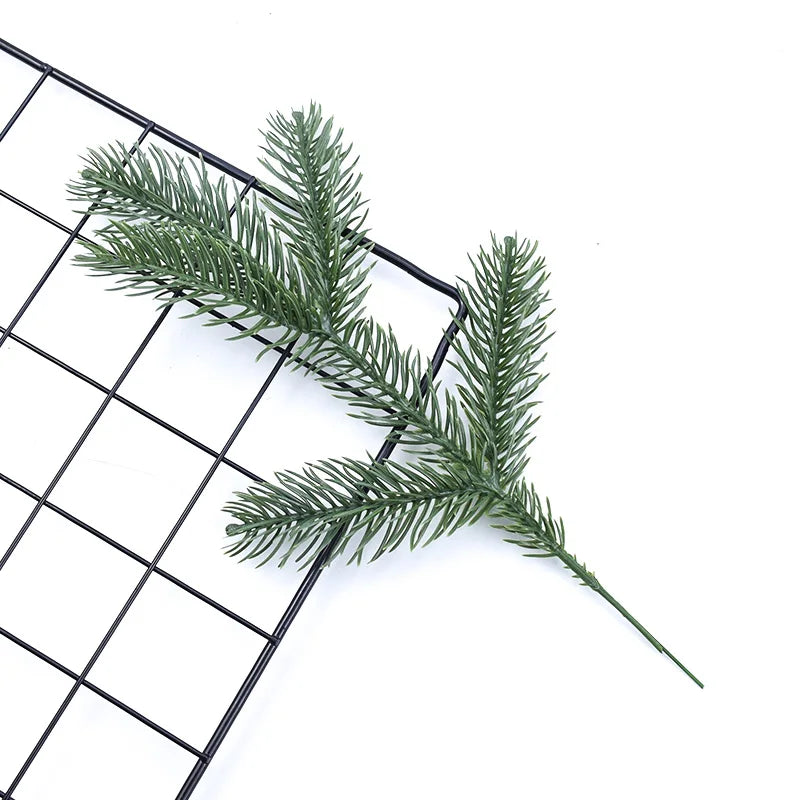 Artificial Pine Needle Branches 20/50pcs – Christmas DIY Decor Artificial Pine Sprigs Babs green 50pcs