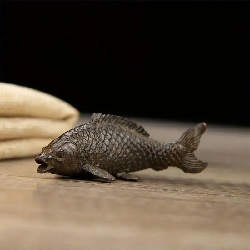 Retro Metal Carp Fish Figurine – Feng Shui Home Decor Ornament Decorative Figurine Babs 1pc