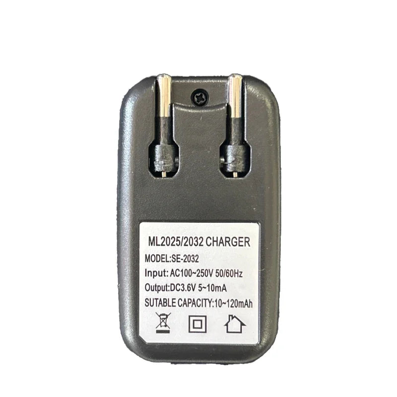 ML2032 ML2025 Coin Cell Charger 3.6V EU Plug | Alasicka Coin Cell Charger Babs black