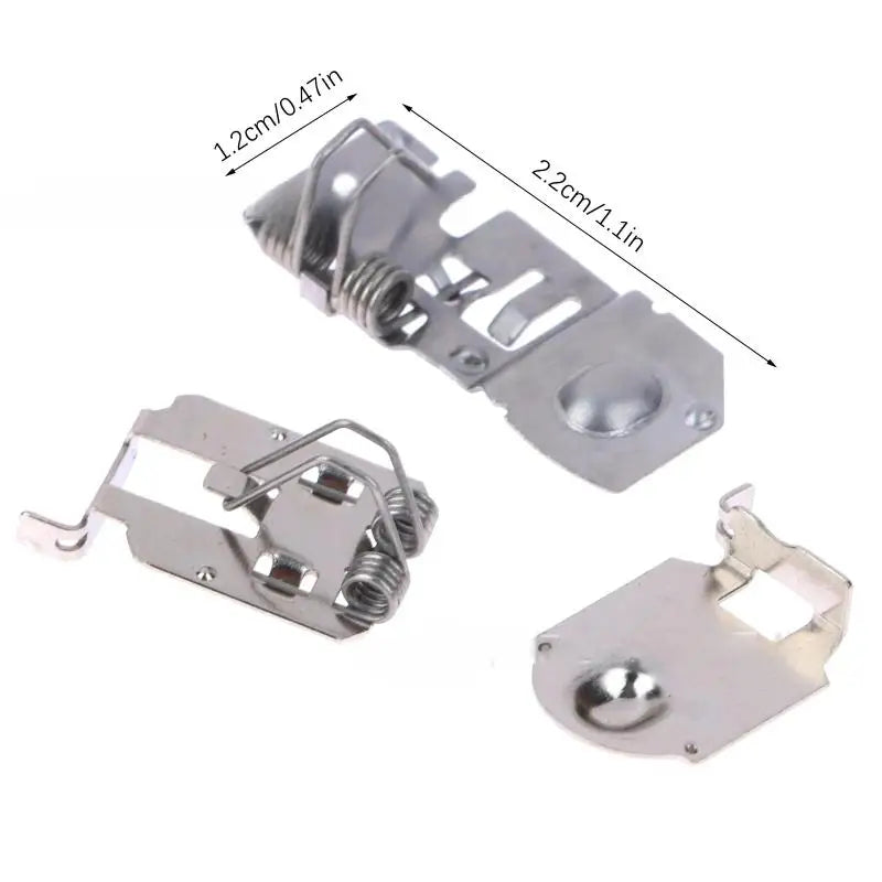 Wii Remote Battery Holder – Metal Nunchuck & Joypad Accessory Game Controller Accessory Babs