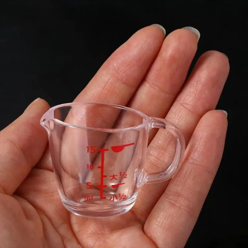 Mini Graduated Plastic Measuring Cup – Drip-Free Spout Kitchen Measuring Cup Babs