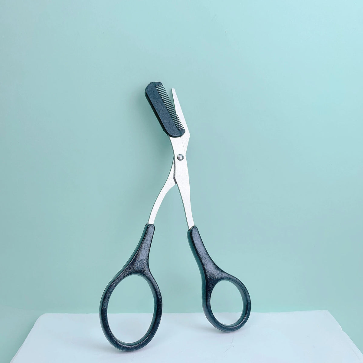 Pink Eyebrow Scissors with Built-In Comb | Precise Grooming Eyebrow Grooming Scissors Babs black