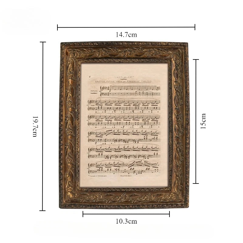 Retro Resin Photo Frame Figurine – Luxury Home Décor Ornament Decorative Figurine Babs Square