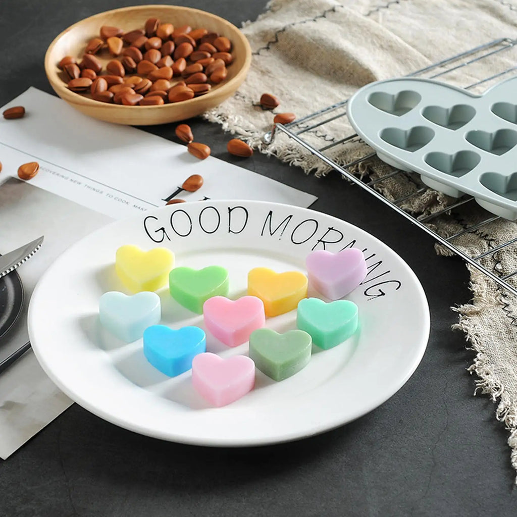 Heart-Shaped Silicone Chocolate Mold – 10 Cavity Candy Mold Silicone Baking Mold Babs