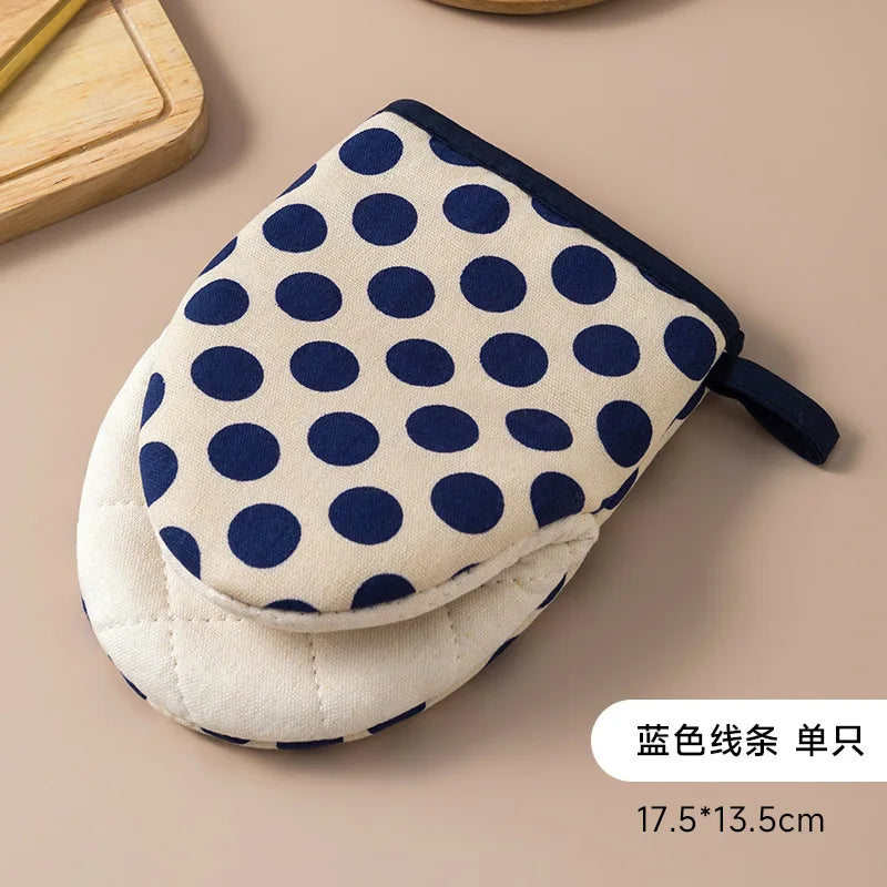 Polka Dot Oven Mitts – Heat-Resistant Thick Cotton Baking Gloves Oven Mitts Babs 1Pc 1