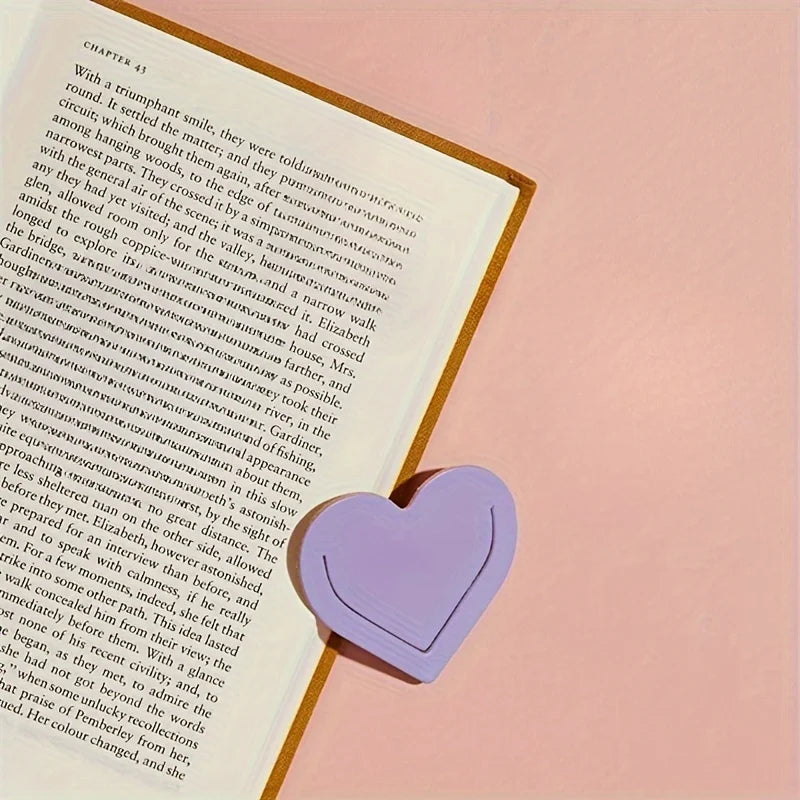 Heart-Shaped Faux Leather Bookmarks 4pcs – Multicolor Double-Sided Faux Leather Bookmark Babs