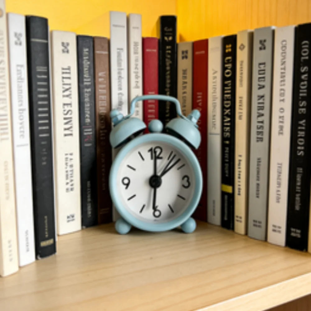 4cm Mini Metal Alarm Clock – Cute Compact Desk Clock Gift Mini Alarm Clock Babs