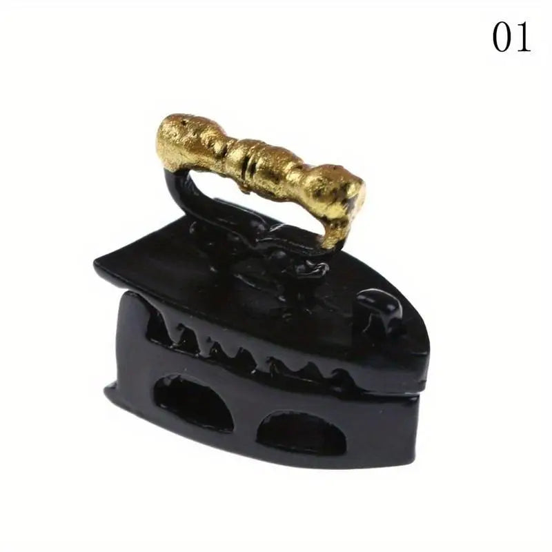 1:12 Miniature Vintage Metal Iron – Dollhouse Accessory Dollhouse Accessory Babs 01