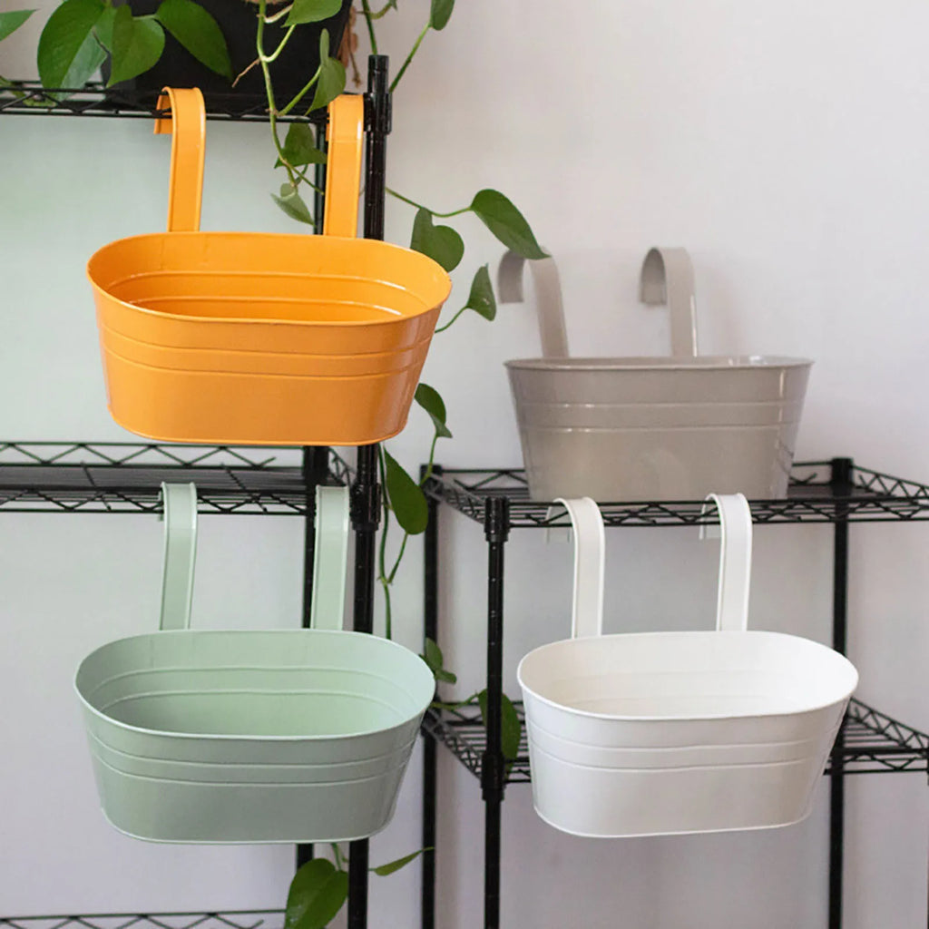 Black Metal Hanging Flower Pot – Wall Mount Fence & Railing Planter Hanging Wall Planter Babs