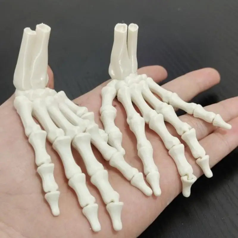 3D Printed Flexible Skeleton Hand Halloween Decoration Ornament Halloween Decoration Babs