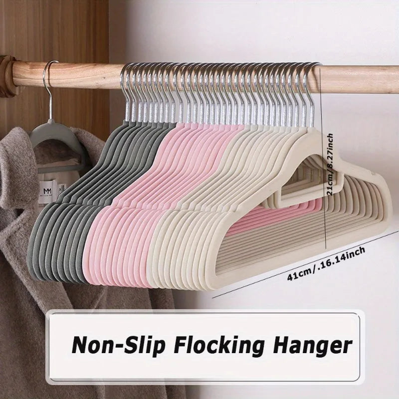 Premium Velvet Hangers 360° Hook, Non-Slip Space Saving Tie Bar Velvet Clothes Hangers Babs