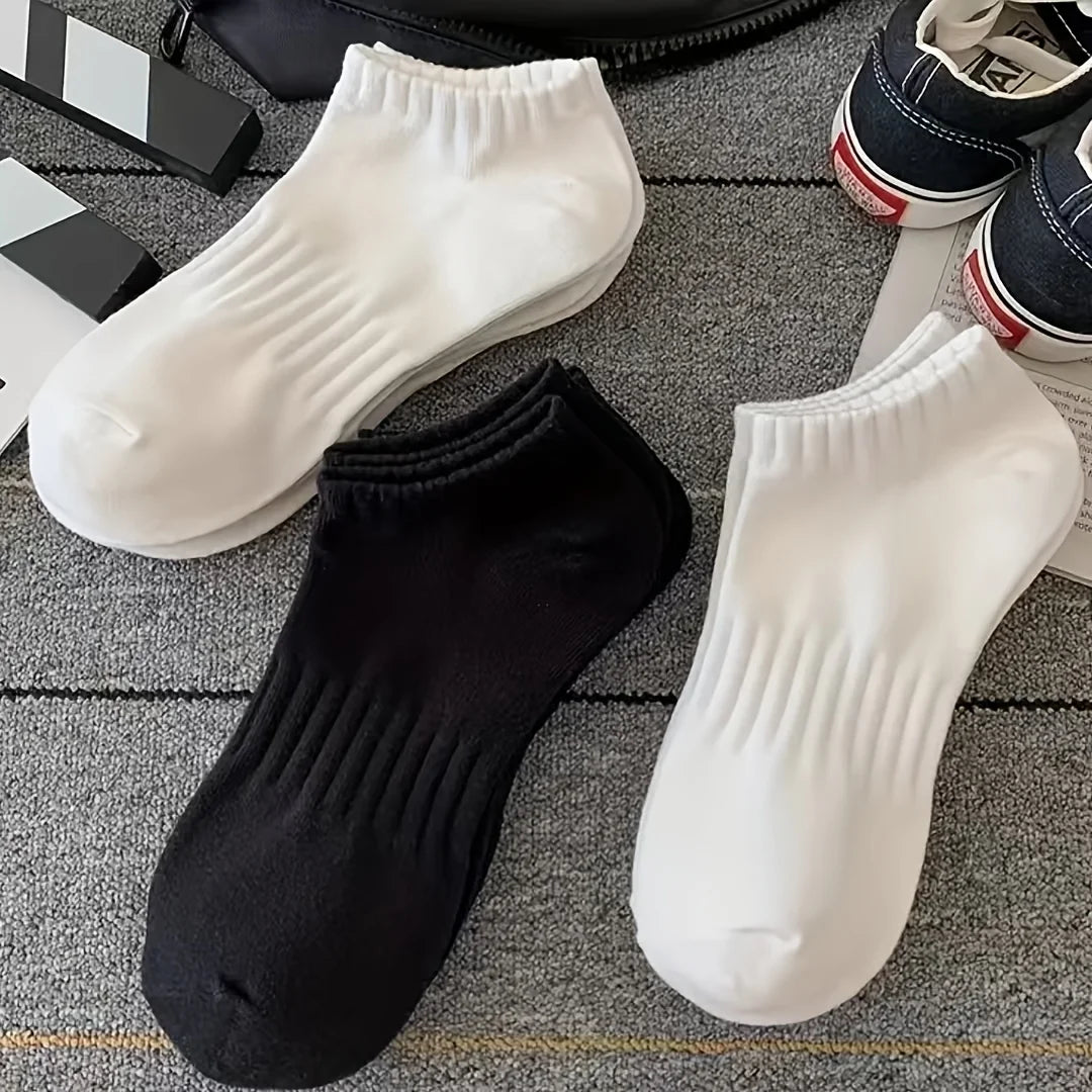 4 Pairs Breathable Sports Socks Women & Men – Moisture Wicking Sports Socks Babs