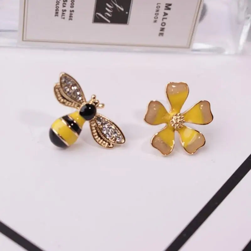 Flower & Bee Asymmetric Zircon Stud Earrings | Fashion Jewelry Zircon Stud Earrings Babs