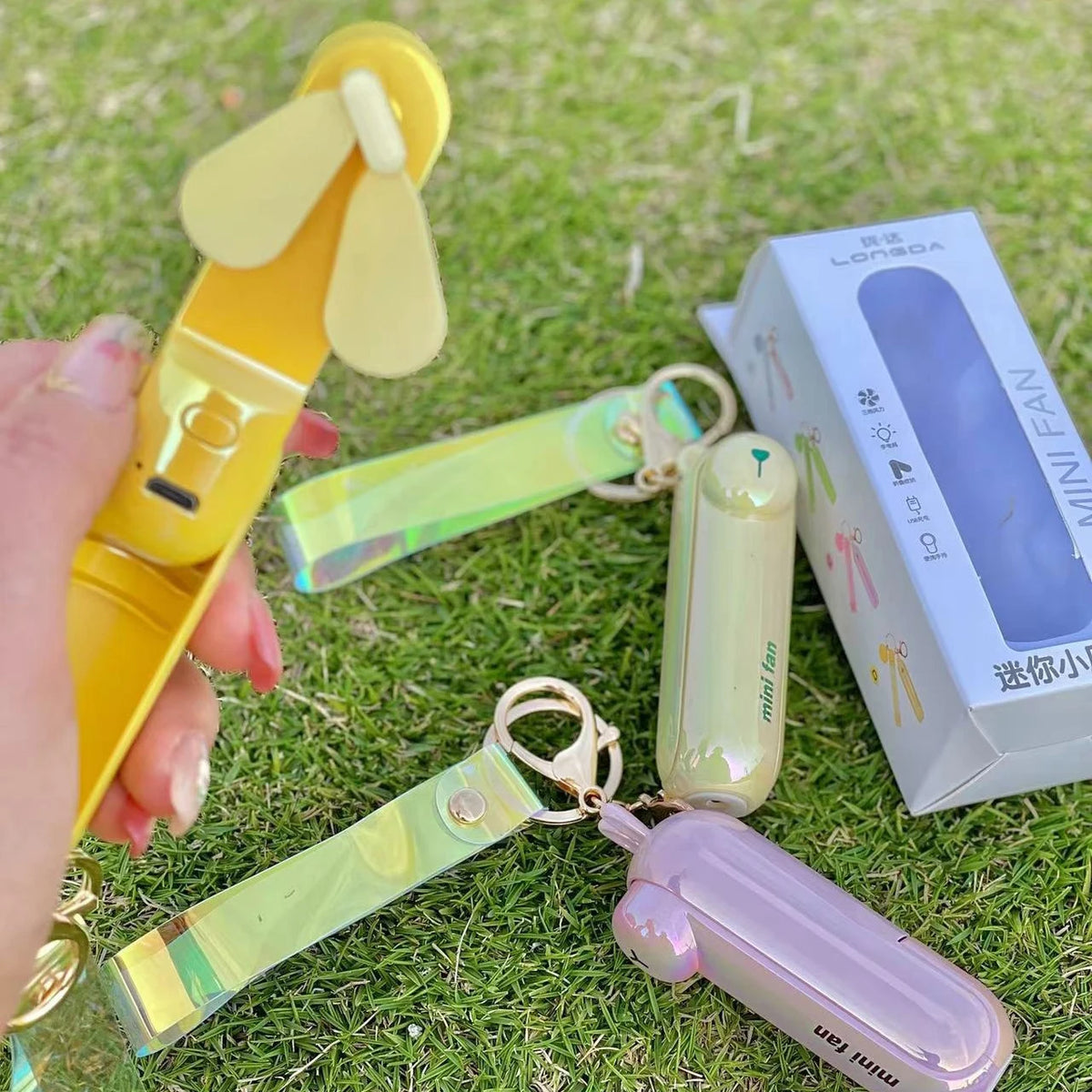 Portable Handheld Mini Fan – USB Rechargeable & Foldable Handheld Mini Fan Babs