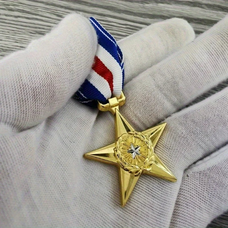 Star Medal Badge Props – Bronze & Silver Alloy Collection Costume Medal Badge Babs