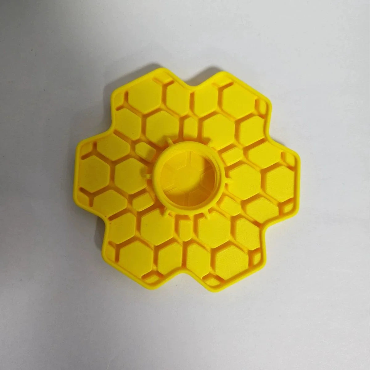 Bee Water Feeder with Perch – Safe Honeybee Drinking Station Bee Water Feeder Babs Yellow