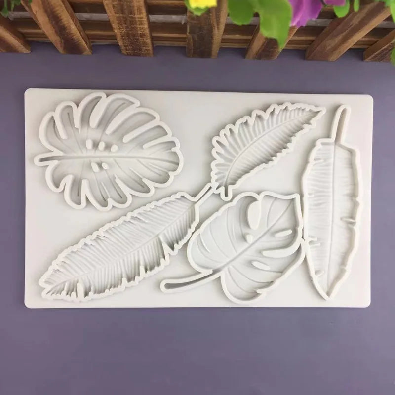 Feather & Leaf Silicone Mold – Chocolate, Clay & Cake Décor Silicone Baking Mold Babs 1pc