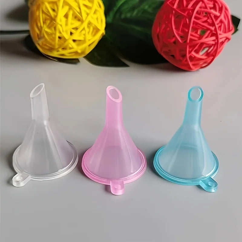 6pcs Mini Plastic Funnels – Perfume, Lotion & Lab Use Mini Portioning Funnels Babs
