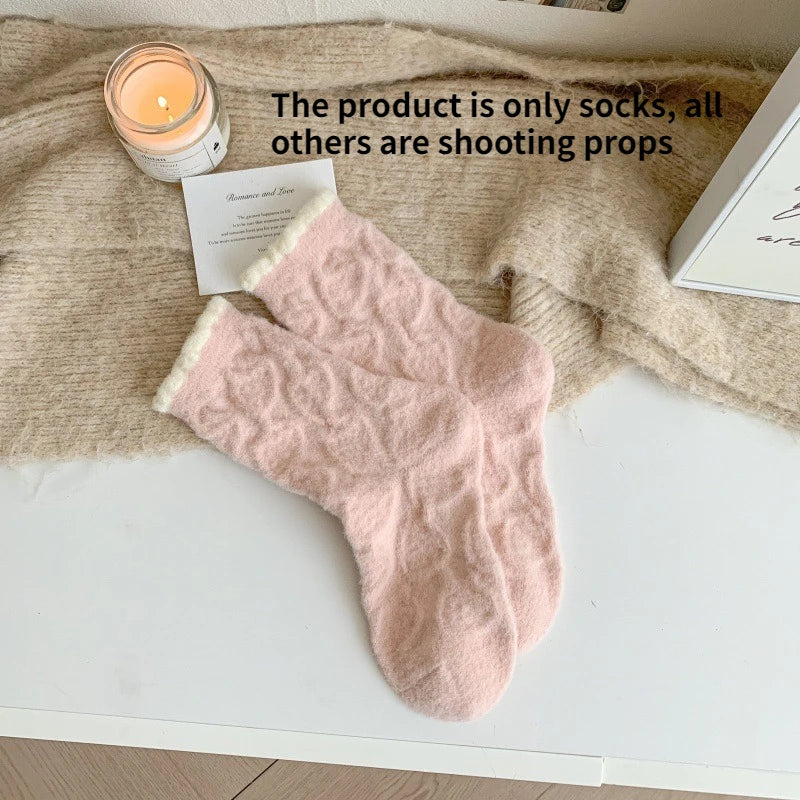 Women's Thick Pink Strawberry Cozy Home Socks – Soft & Warm Casual Cozy Socks Babs dark pattern One Size