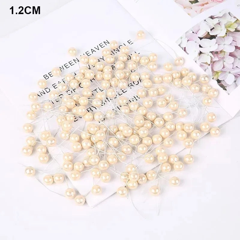 50/100Pcs Artificial Berry Christmas Ornaments – DIY Wreath Décor Christmas Ornaments Babs 1.2CM Light Yellow 50Pcs