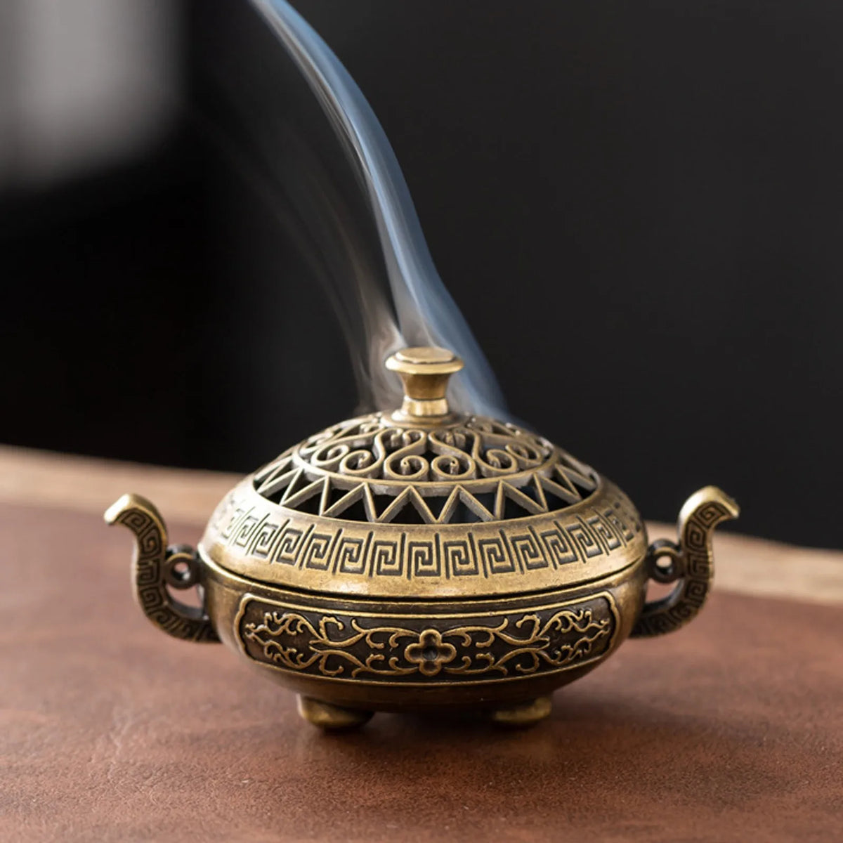 Vintage Brass Incense Burner – 3-Legged Hollow Censer with Lid Incense Burner Babs