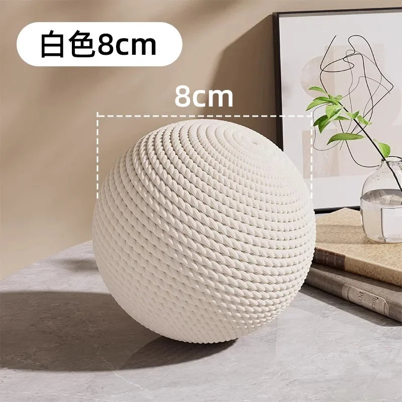 Sisal Cat Scratching Ball Toy – Interactive Sound Ball for Cats Cat Scratching Toy Babs White8CM