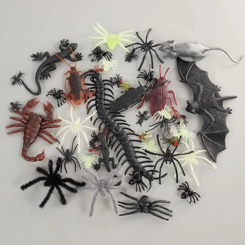 Halloween Plastic Spider Bat Bug Set – Scary Party Props Halloween Trick Props Babs
