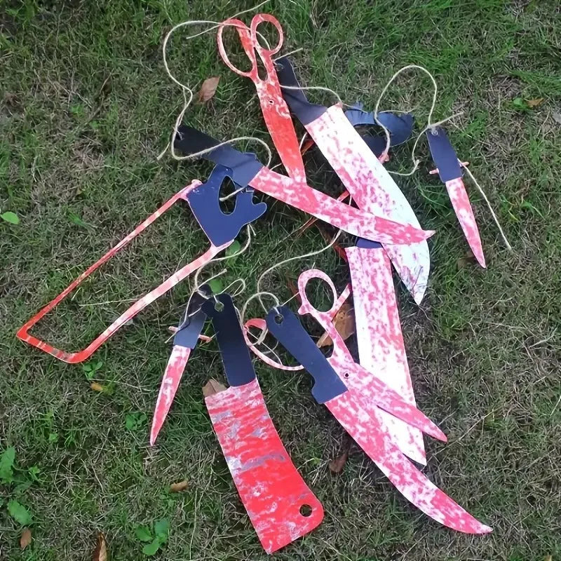 Halloween Hanging Bloody Knife Banner Horror Prop – 1-4 Sets Halloween Party Prop Babs