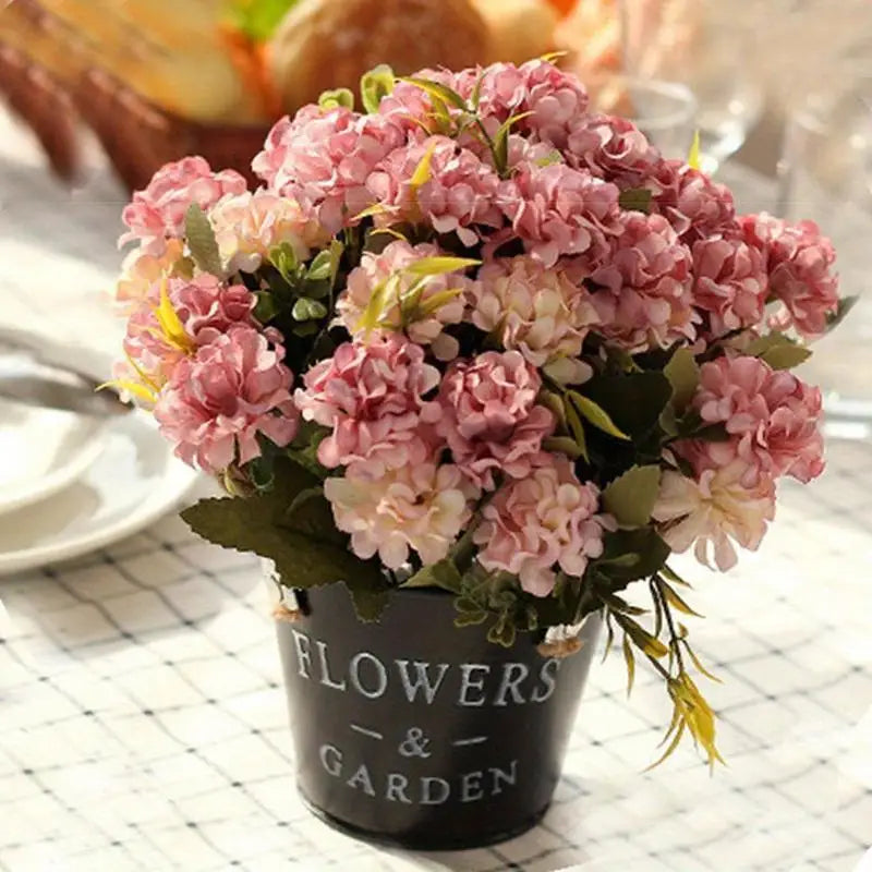 Retro Iron Letter Flower Bucket – Decorative Metal Planter Decorative Metal Planter Babs
