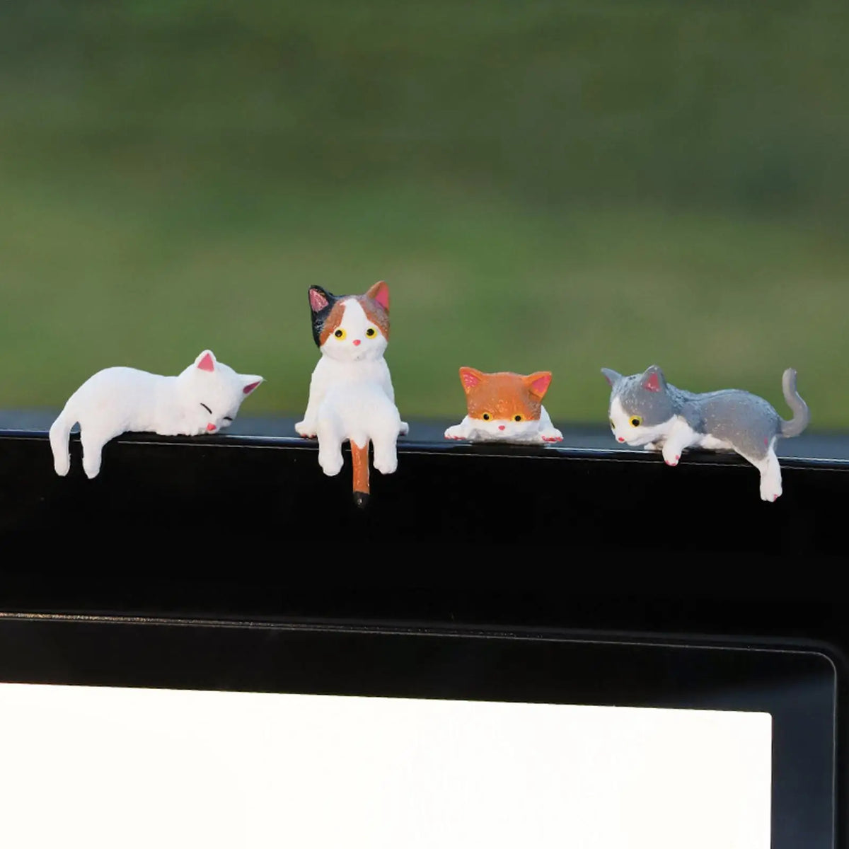 12pcs Mini Sleeping Cat Figurines – Desk, Home & Car Décor Cat Figurine Set Babs