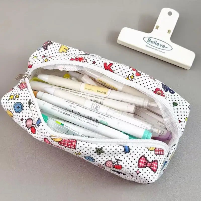 Graffiti Canvas Pencil Case – Large Capacity Stationery Pouch Canvas Pencil Case Babs