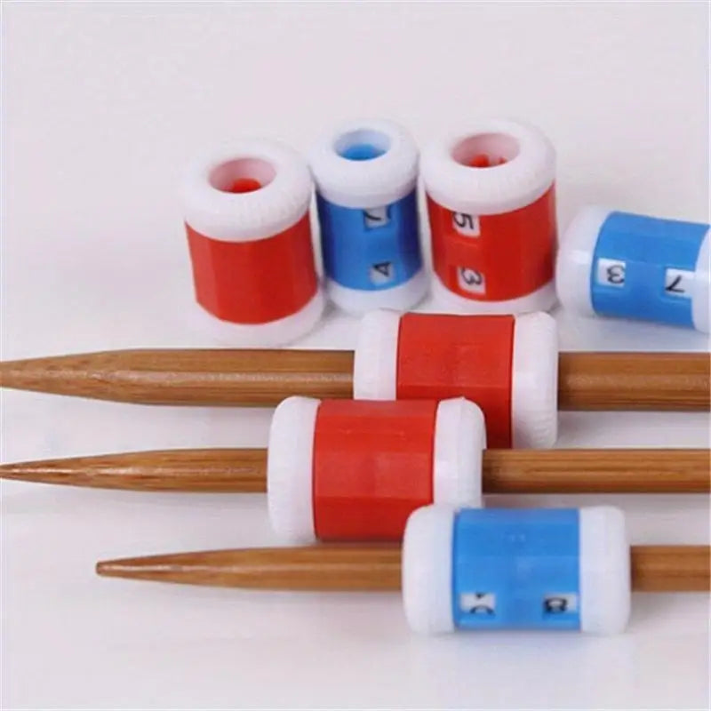 8-Piece Plastic Knitting Needle Row Counter Set – 4 Large + 4 Small Knitting Needle Set Babs