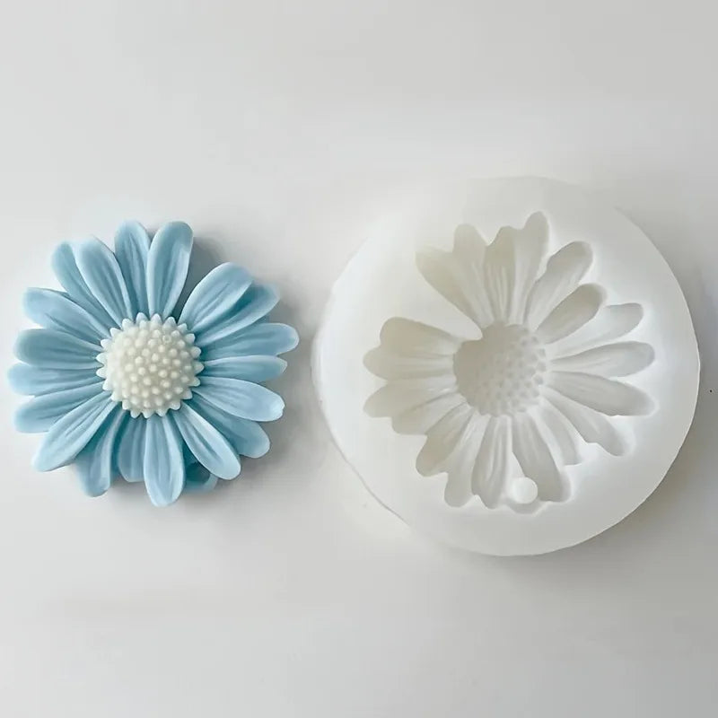 Daisy Silicone Candle & Soap Mold – DIY Candle Making Kit Silicone Candle Mold Babs