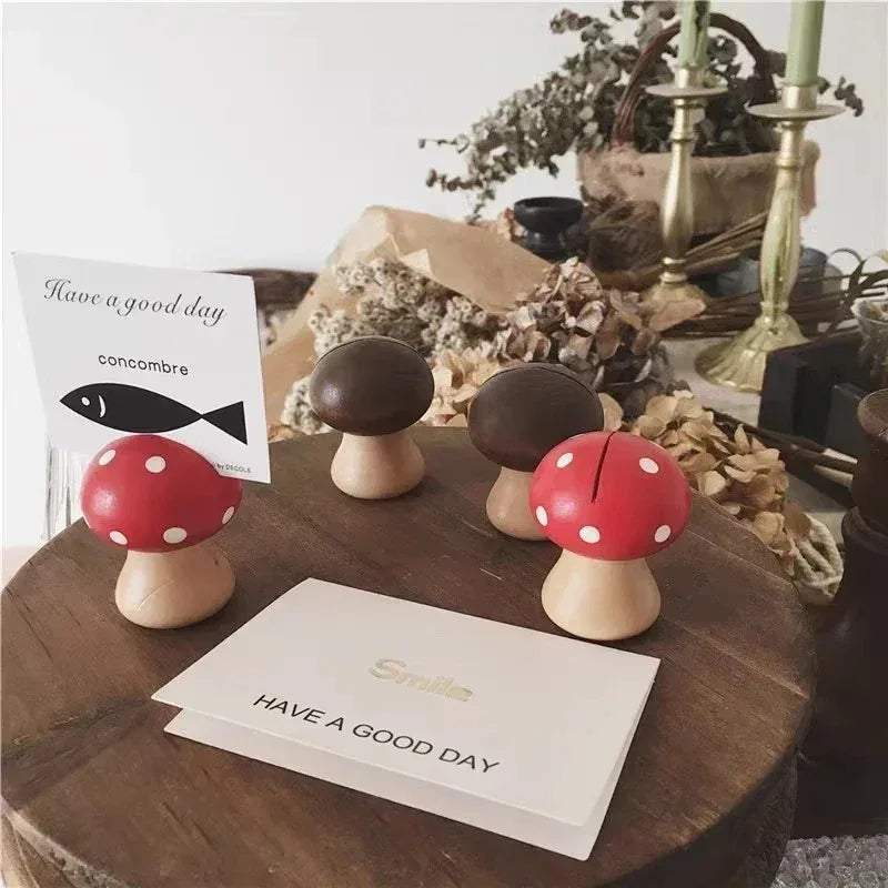 2Pcs Wooden Mushroom Memo Clips – Cute Photo & Note Holder Memo Clip Holder Babs