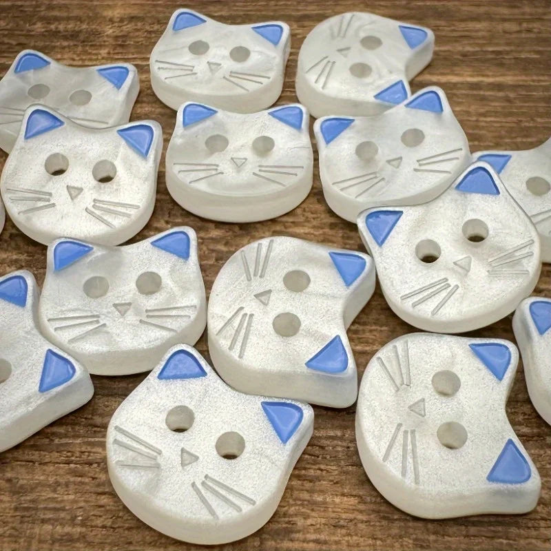 Cartoon Cat 2-Hole Buttons for Kids Clothing & BJD Crafts Decorative Sewing Buttons Babs