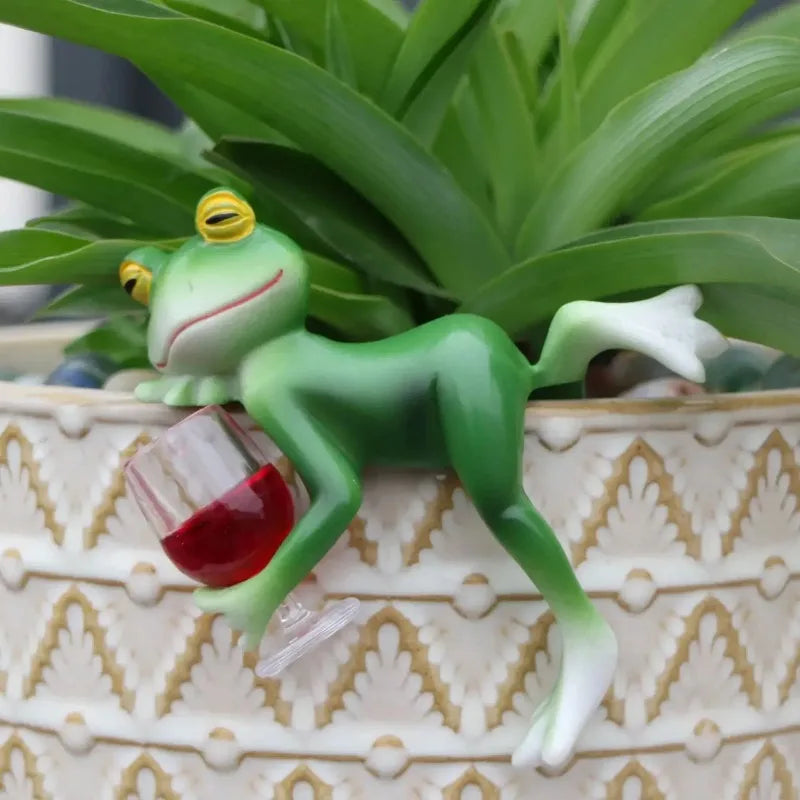 Green Frog Wine Glass Hanging Resin Ornament | Fun Décor Resin Figurine Ornament Babs