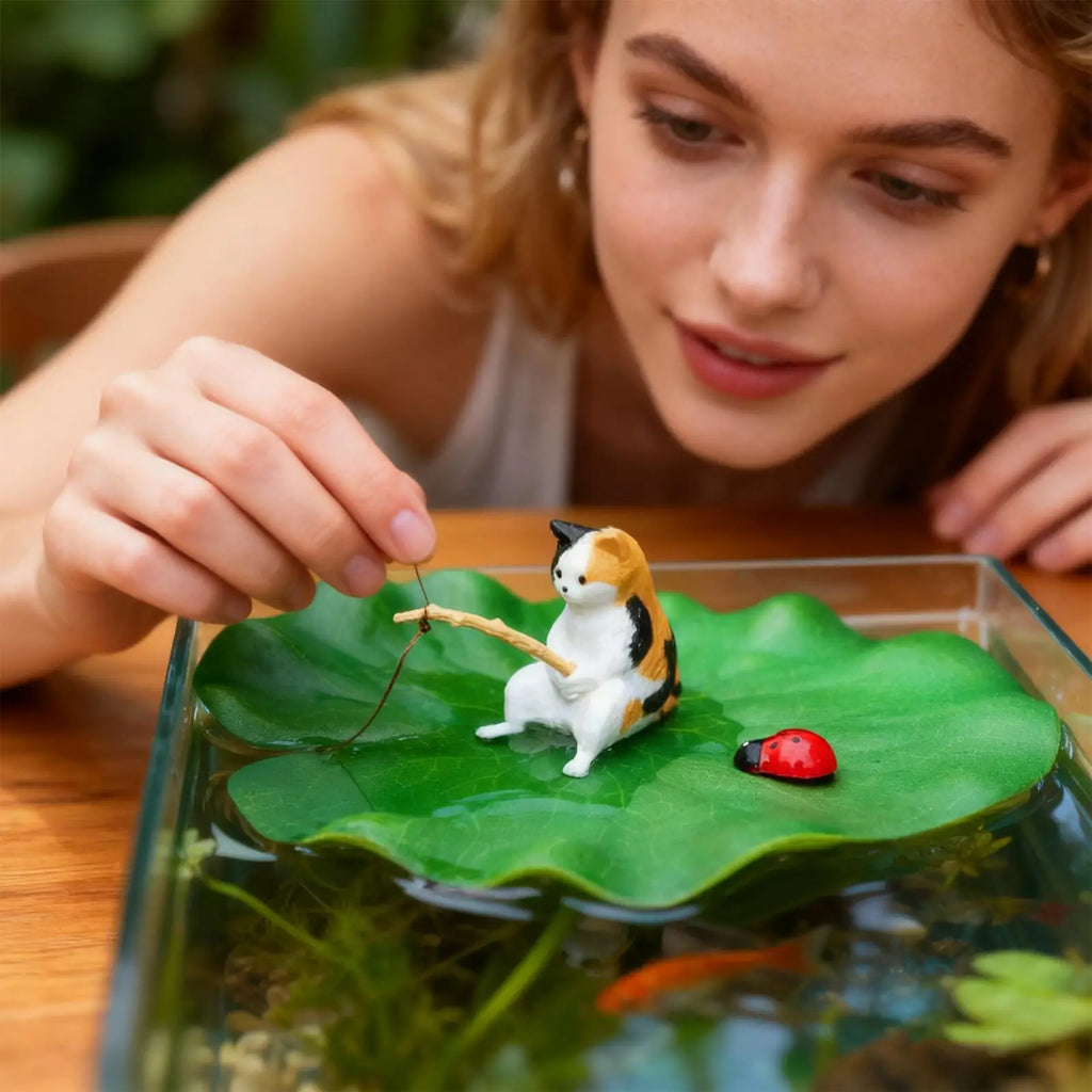 Lily Pad Fishing Cat Floating Aquarium Ornament | Resin Aquarium Ornament Babs