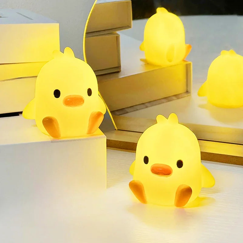 Cartoon Yellow Duck Night Light – Cute Bedside Desk Ornament Novelty Night Light Babs
