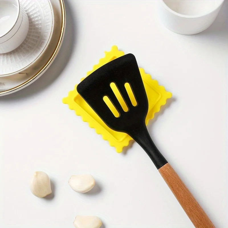 Biscuit Silicone Spoon Rest – Heat-Resistant Kitchen Utensil Mat Silicone Spoon Rest Babs